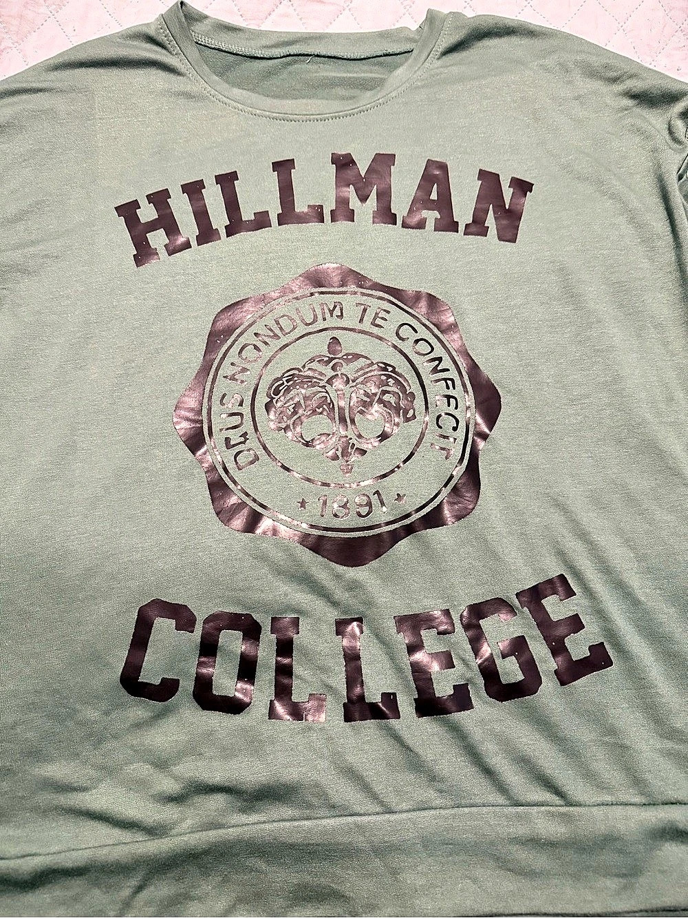 Hillman College Graphic Fleece Top in Green XL
